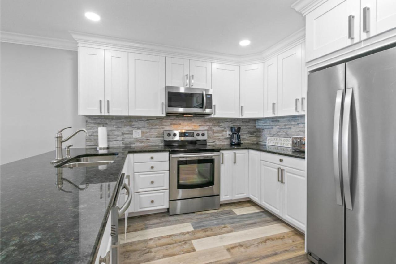Gorgeous 3 Bedroom Condo In The Perfect Locationseaoats302 St. Pete Beach Extérieur photo