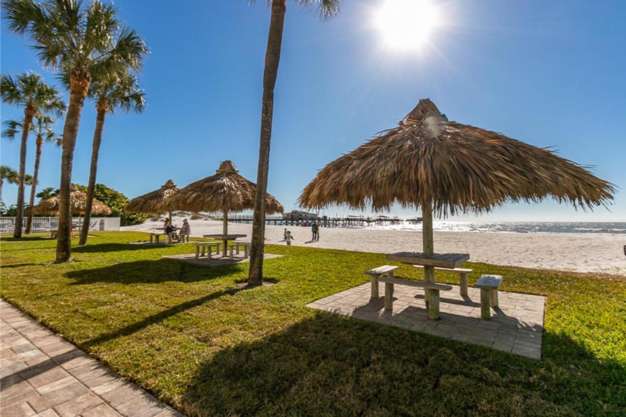 Gorgeous 3 Bedroom Condo In The Perfect Locationseaoats302 St. Pete Beach Extérieur photo